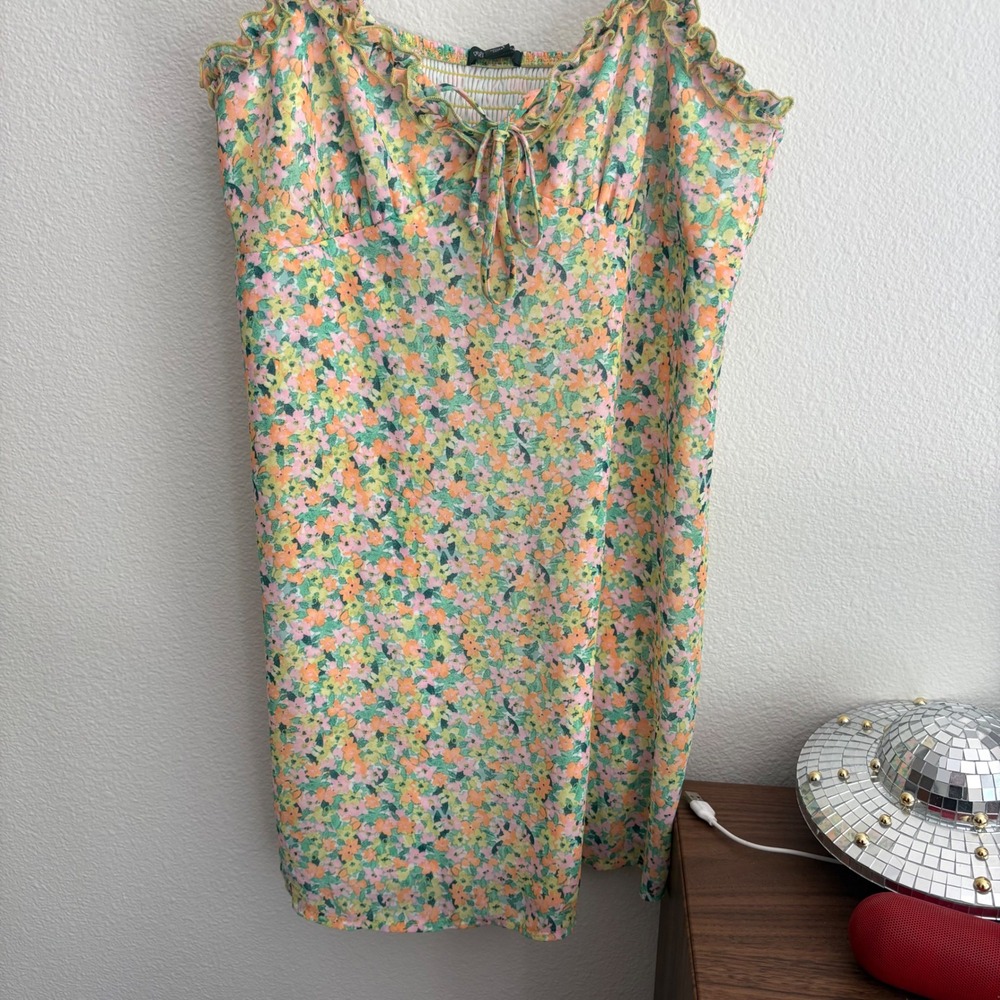 Wild Fable Floral Mini Dress Green Orange Pink Ruffle Smocked Back Womens Size M - Picture 4 of 8